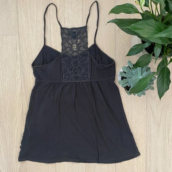 American Eagle Grey Flowy Tank - Picture 2 of 4